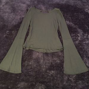 Bell sleeve top
